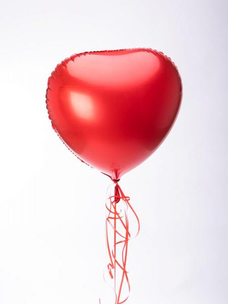 Balon z helem serce